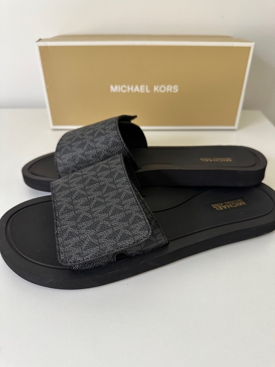 Michael Kors Shoes - New Michael Kors Women Black Logo Slide Sandals